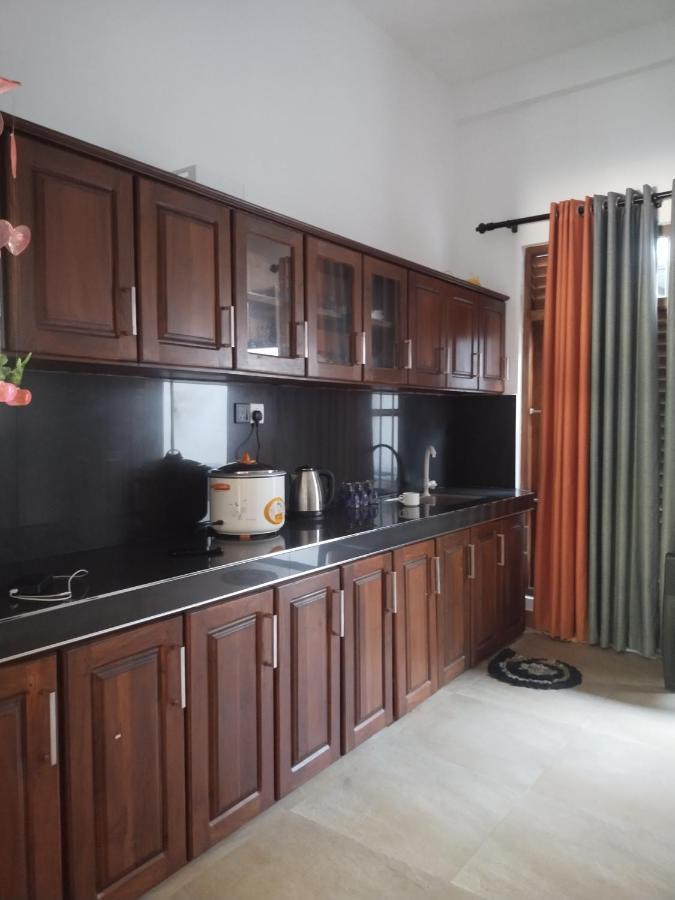 Sara Place Тангалла Экстерьер фото