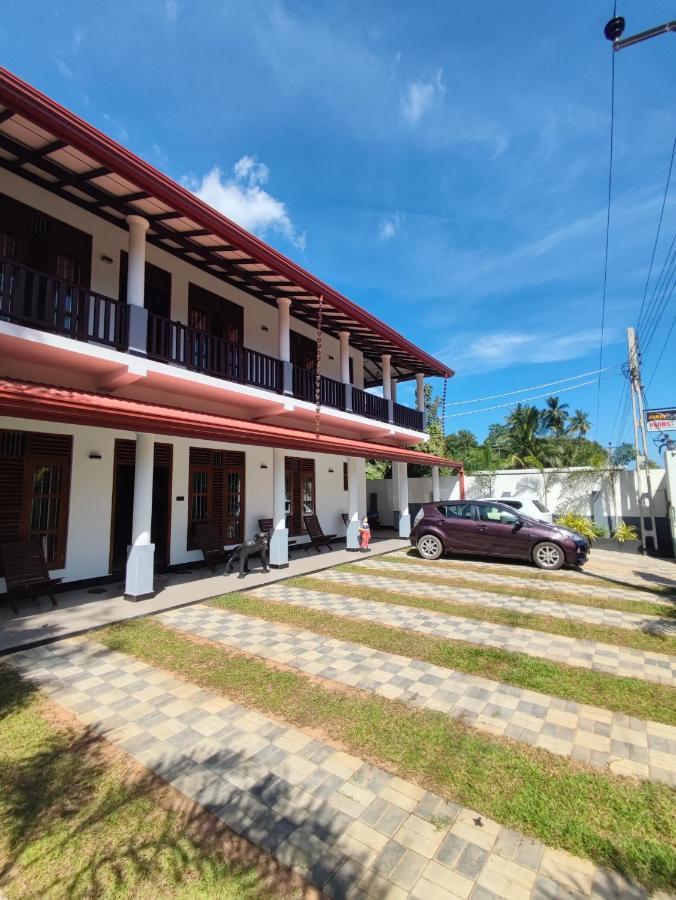 Sara Place Тангалла Экстерьер фото