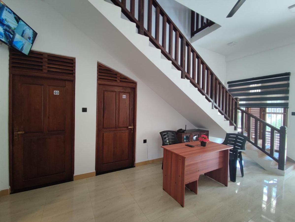 Sara Place Тангалла Экстерьер фото