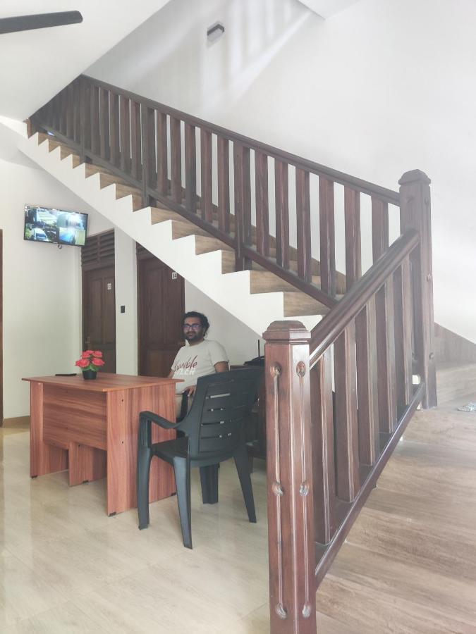 Sara Place Тангалла Экстерьер фото